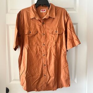 Wrangler Men's Rust Button Down Shirt